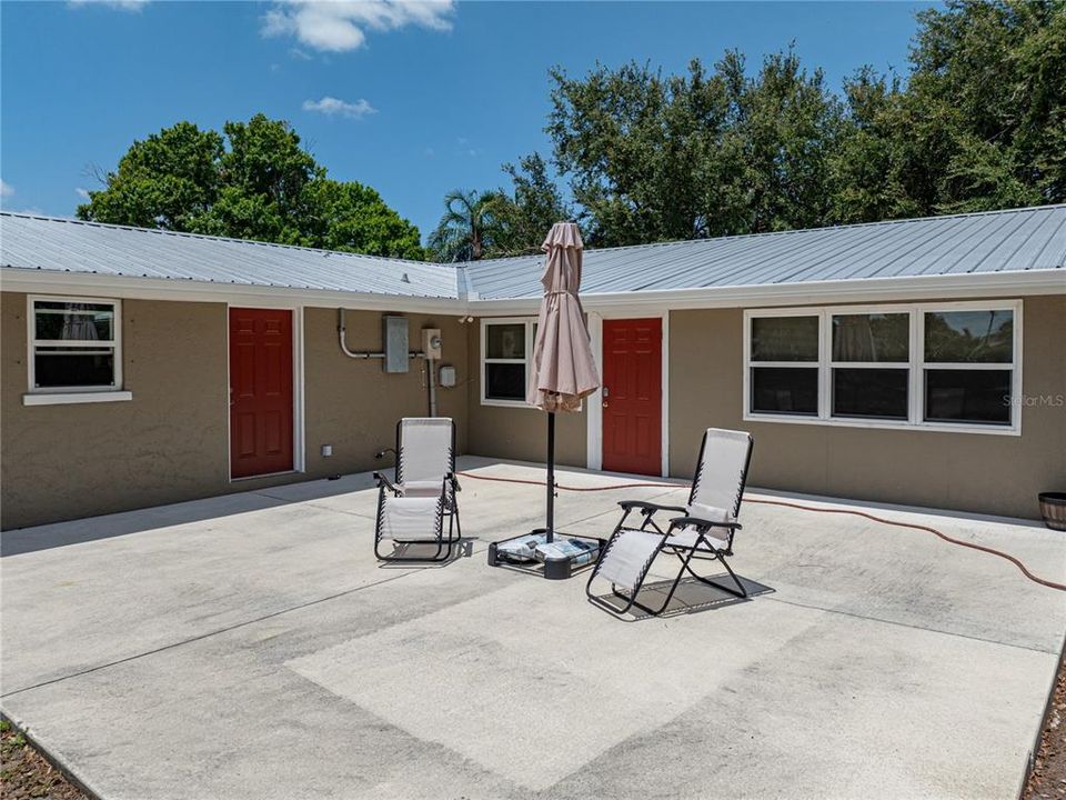 For Sale: $459,900 (4 beds, 2 baths, 2028 Square Feet)