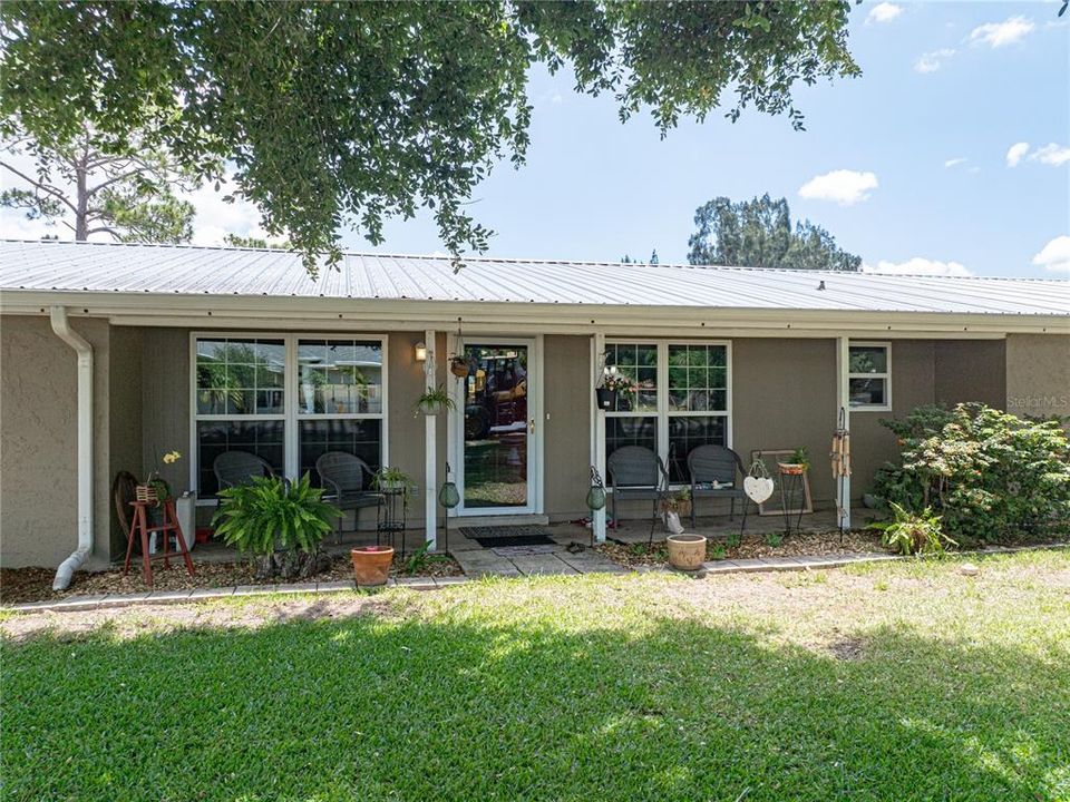 For Sale: $459,900 (4 beds, 2 baths, 2028 Square Feet)