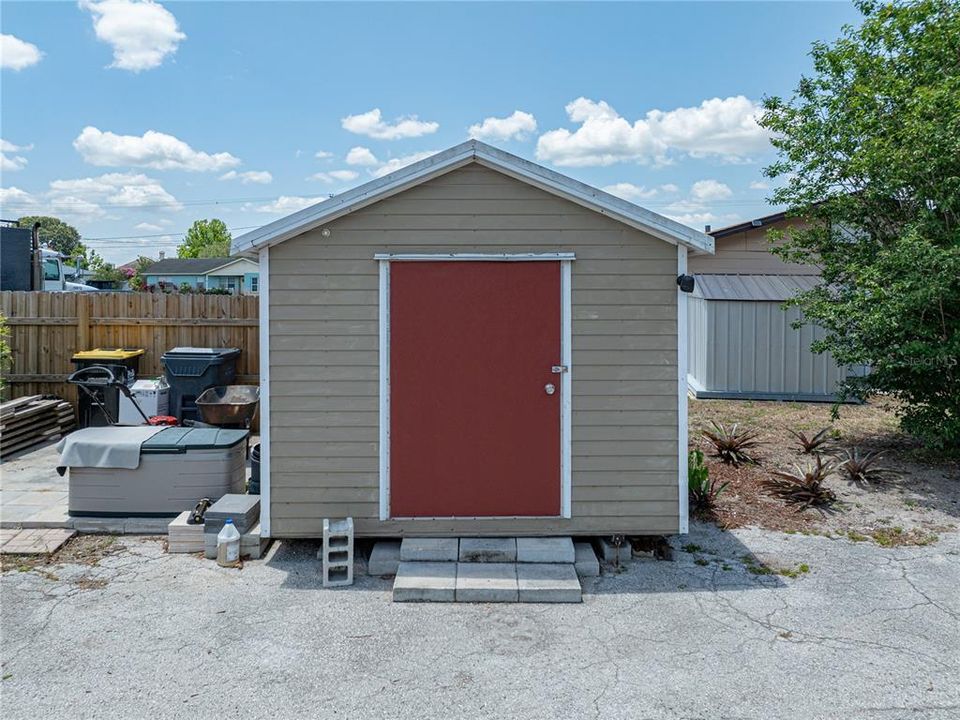 For Sale: $459,900 (4 beds, 2 baths, 2028 Square Feet)
