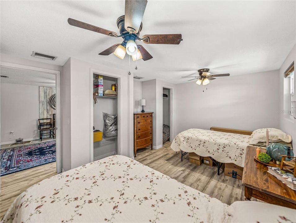 For Sale: $459,900 (4 beds, 2 baths, 2028 Square Feet)