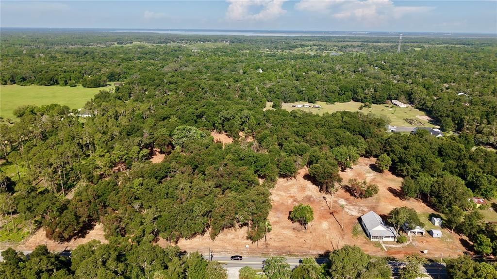 待售: $799,000 (9.63 acres)