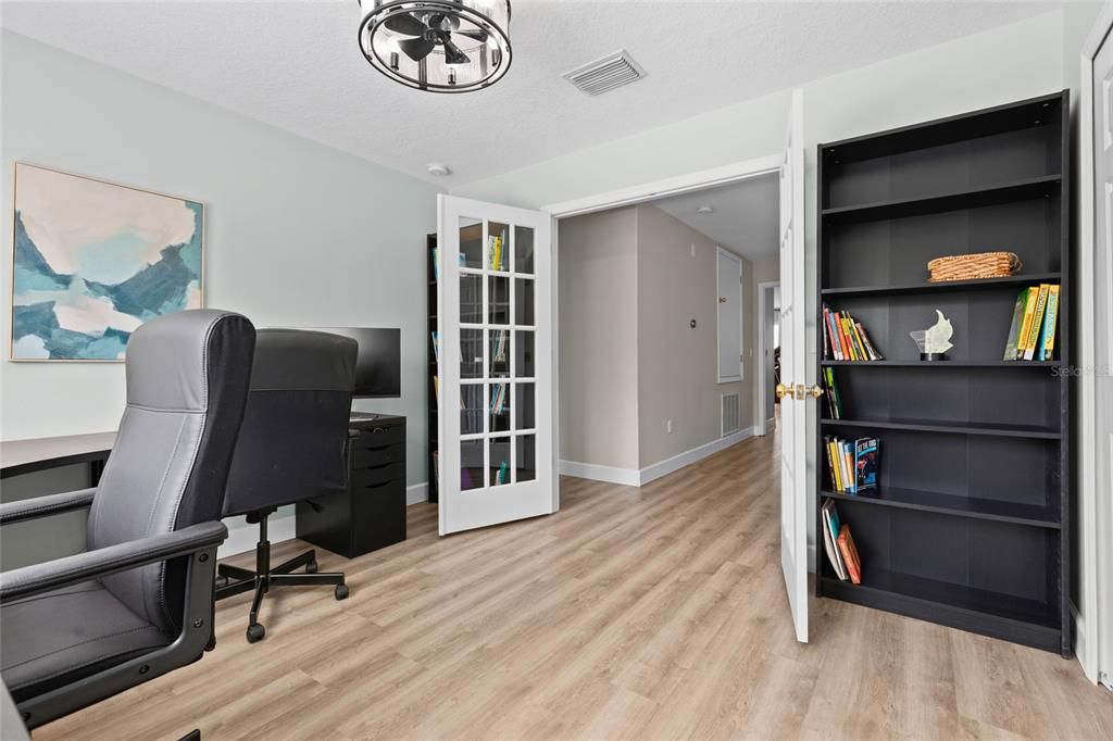 For Sale: $589,900 (6 beds, 3 baths, 3029 Square Feet)