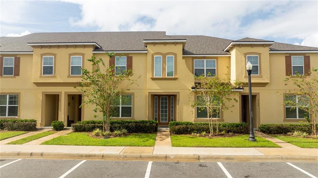 For Sale: $450,000 (4 beds, 4 baths, 2145 Square Feet)