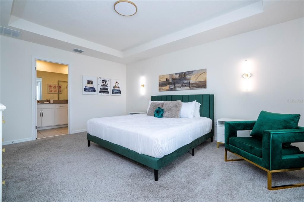 For Sale: $450,000 (4 beds, 4 baths, 2145 Square Feet)
