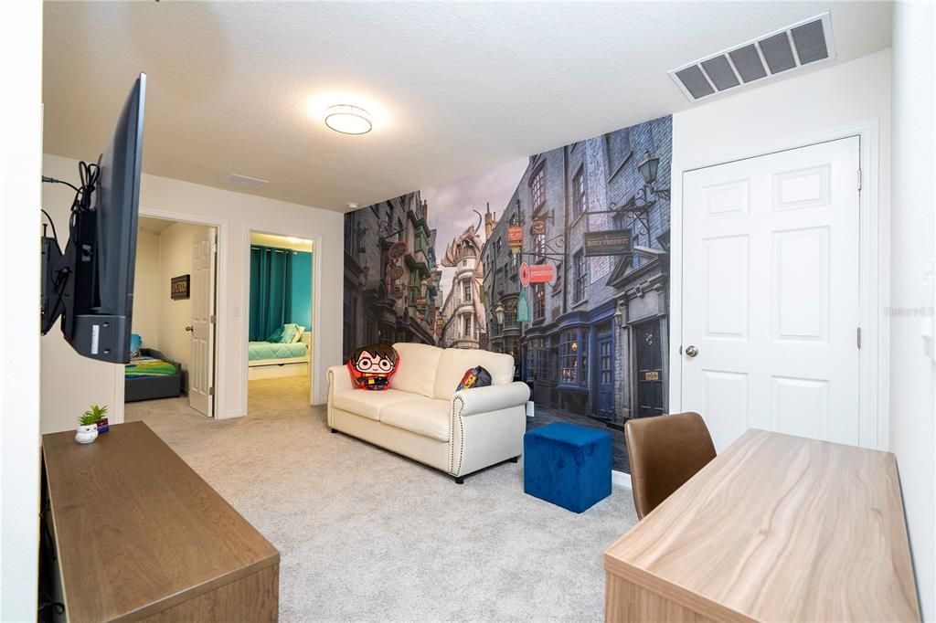 For Sale: $450,000 (4 beds, 4 baths, 2145 Square Feet)