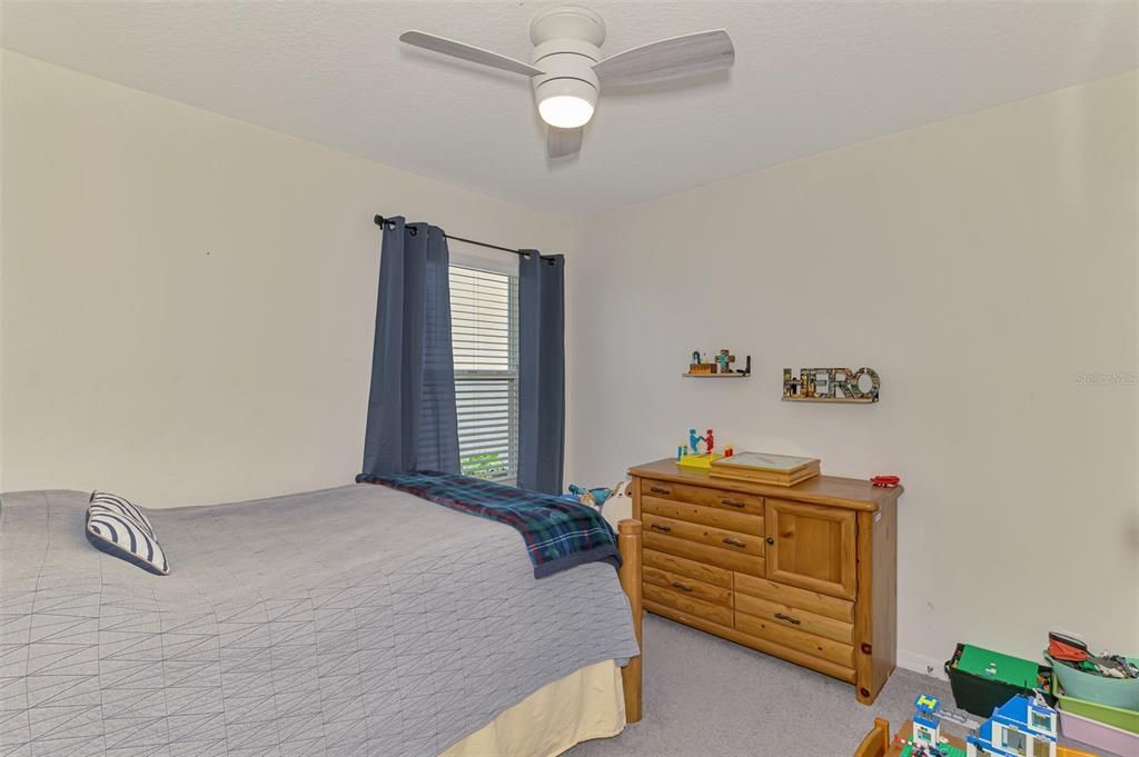 For Sale: $474,900 (4 beds, 2 baths, 1828 Square Feet)