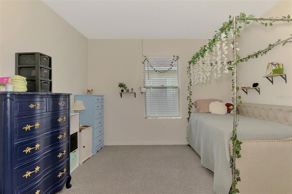 For Sale: $474,900 (4 beds, 2 baths, 1828 Square Feet)