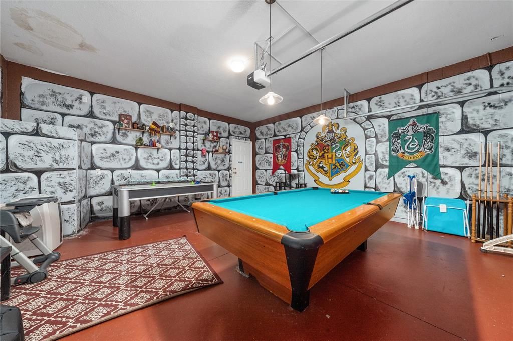 En Venta: $699,000 (6 camas, 4 baños, 2812 Pies cuadrados)