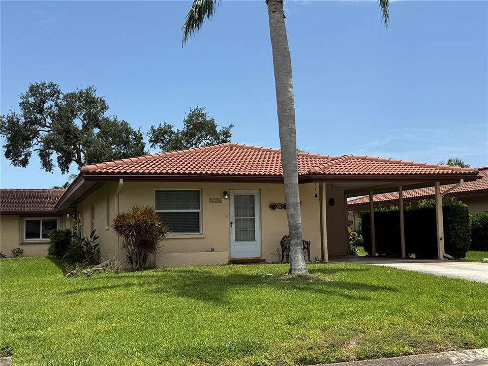 En Venta: $265,000 (2 camas, 2 baños, 1220 Pies cuadrados)