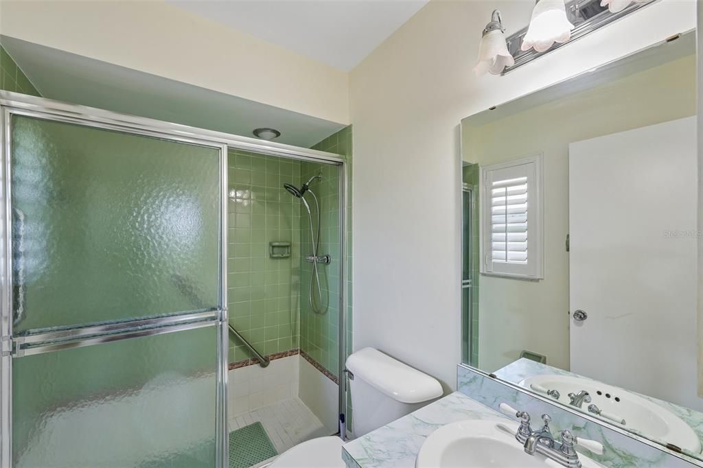 En Venta: $265,000 (2 camas, 2 baños, 1220 Pies cuadrados)