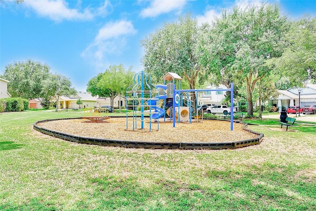 En Venta: $699,999 (4 camas, 3 baños, 3285 Pies cuadrados)