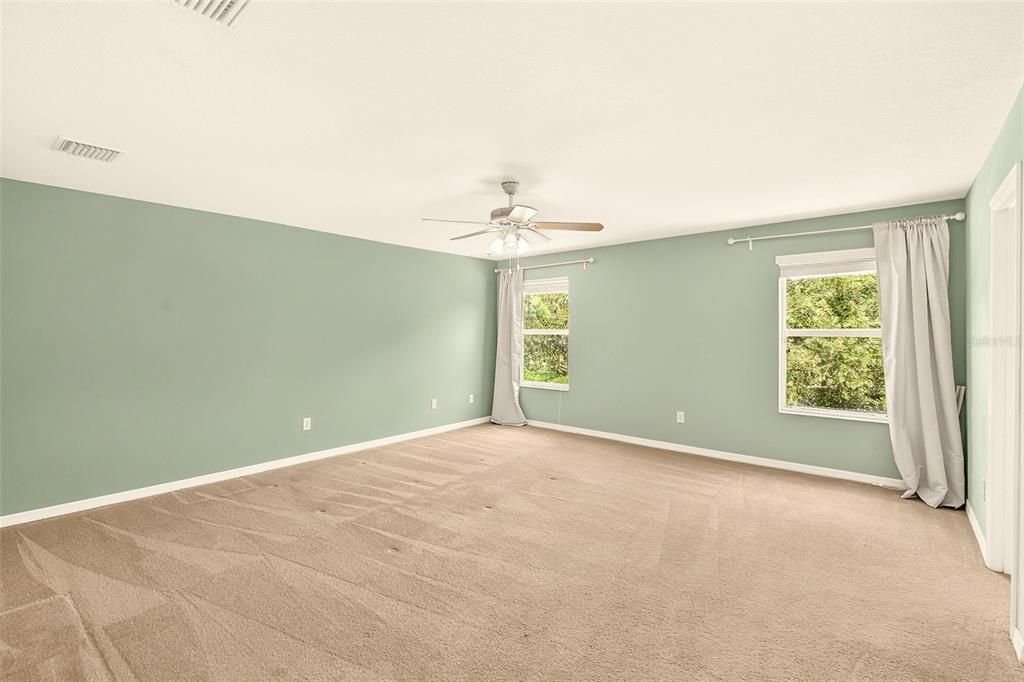 En Venta: $699,999 (4 camas, 3 baños, 3285 Pies cuadrados)