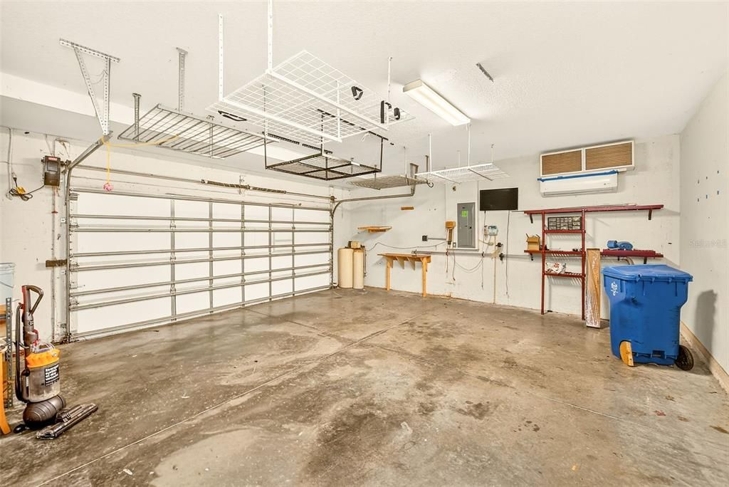 En Venta: $699,999 (4 camas, 3 baños, 3285 Pies cuadrados)