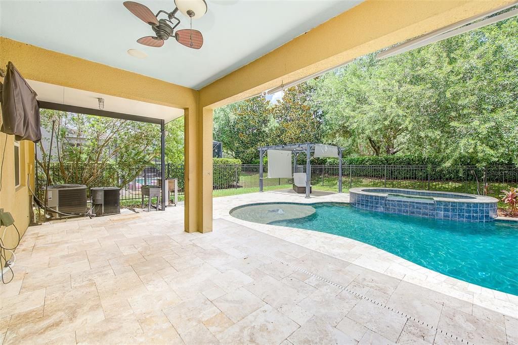 En Venta: $699,999 (4 camas, 3 baños, 3285 Pies cuadrados)