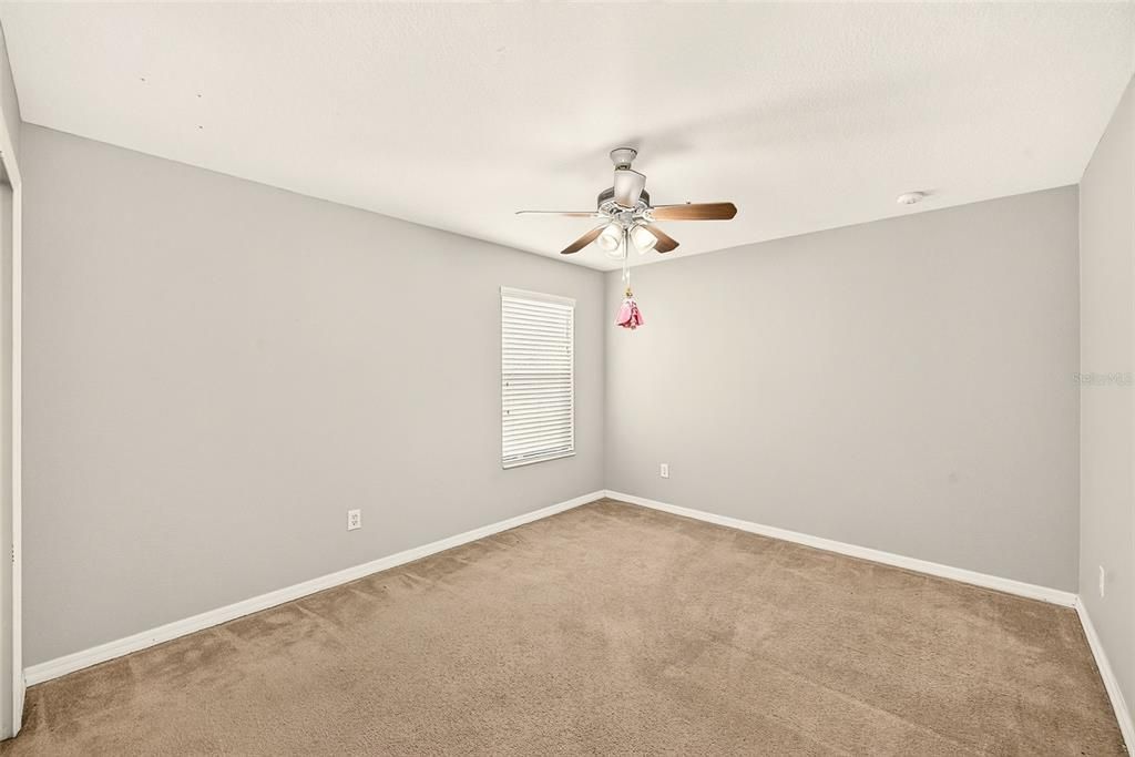 En Venta: $699,999 (4 camas, 3 baños, 3285 Pies cuadrados)