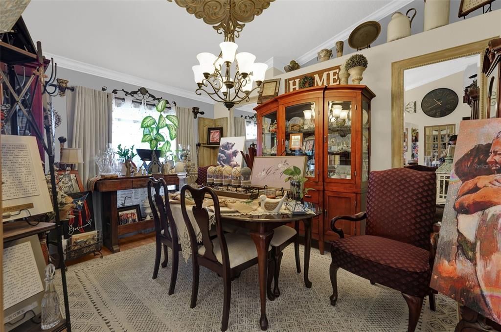 For Sale: $459,900 (3 beds, 2 baths, 1914 Square Feet)
