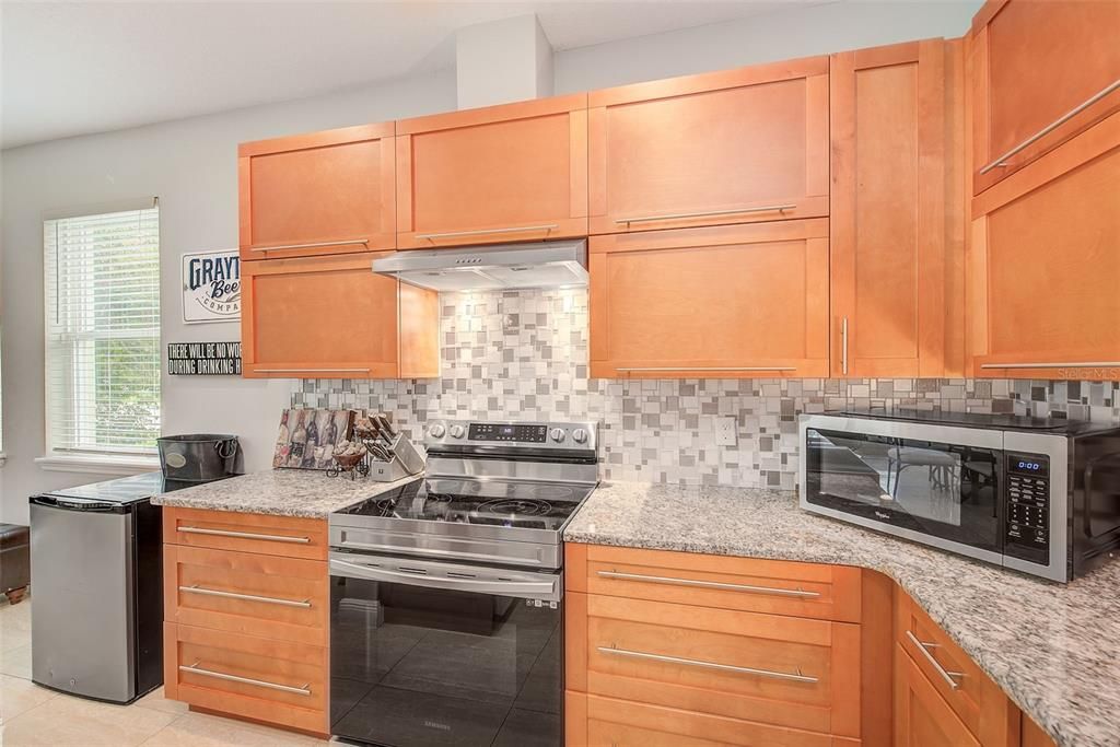 На продажу: $550,000 (3 спален, 2 ванн, 1621 Квадратных фут)