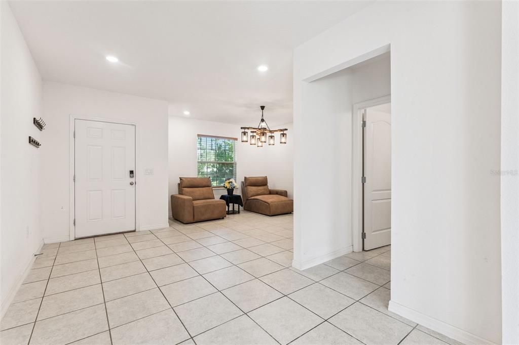 For Sale: $399,000 (4 beds, 2 baths, 2680 Square Feet)