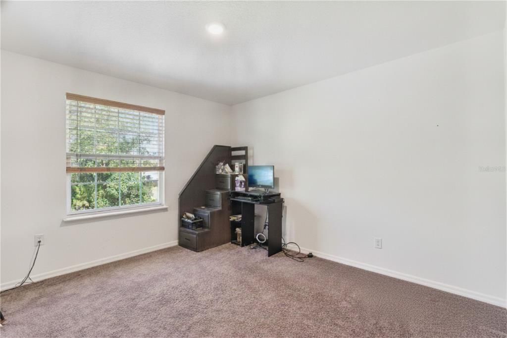 For Sale: $399,000 (4 beds, 2 baths, 2680 Square Feet)