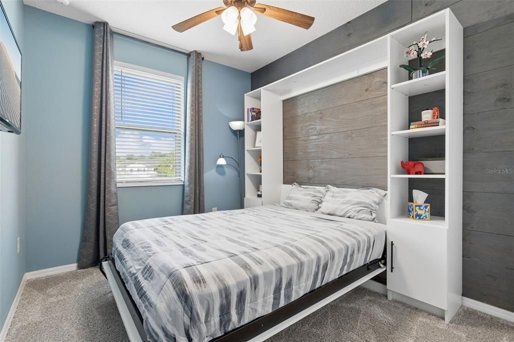 For Sale: $359,900 (3 beds, 2 baths, 1862 Square Feet)