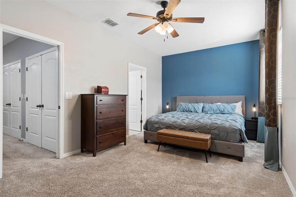 For Sale: $359,900 (3 beds, 2 baths, 1862 Square Feet)