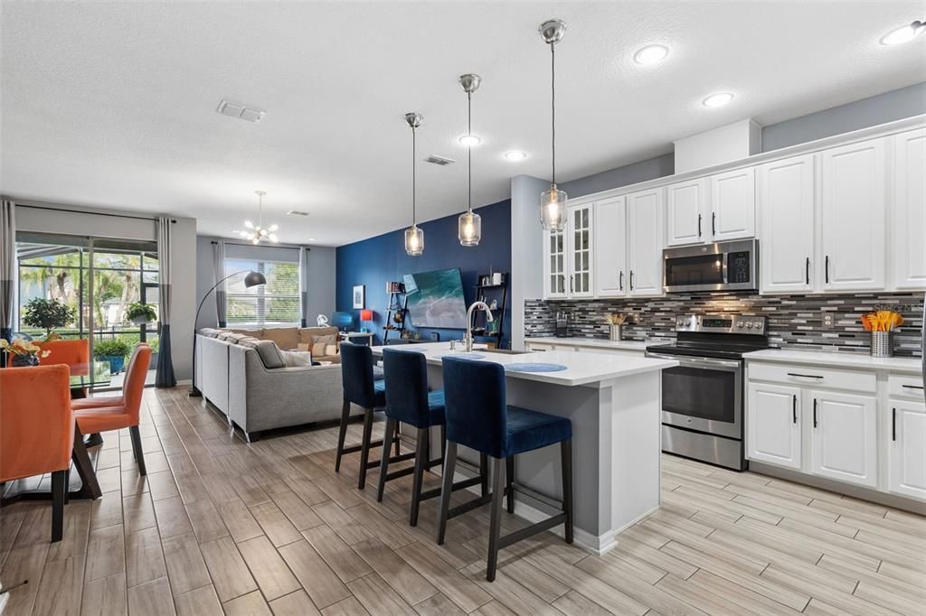 For Sale: $359,900 (3 beds, 2 baths, 1862 Square Feet)