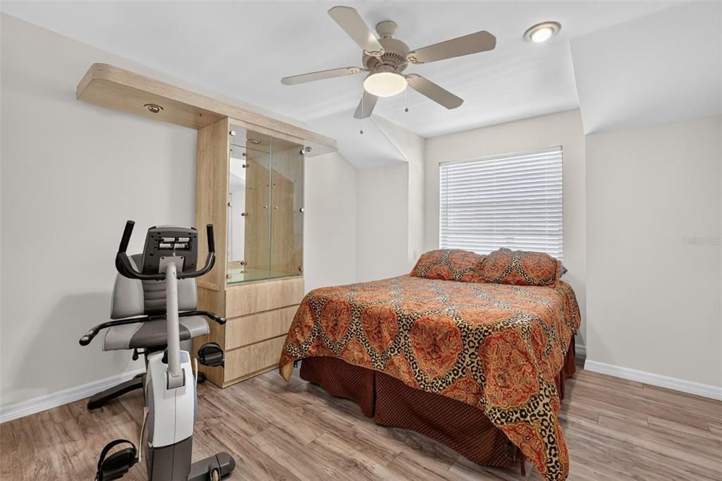 For Sale: $419,000 (3 beds, 2 baths, 2140 Square Feet)