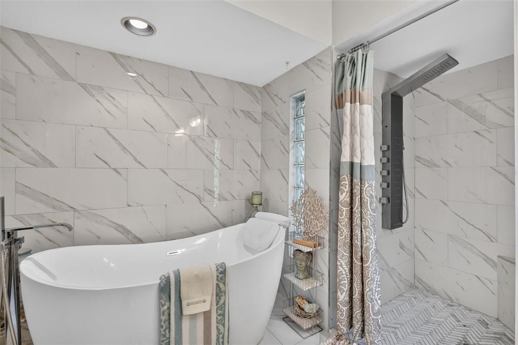 For Sale: $419,000 (3 beds, 2 baths, 2140 Square Feet)