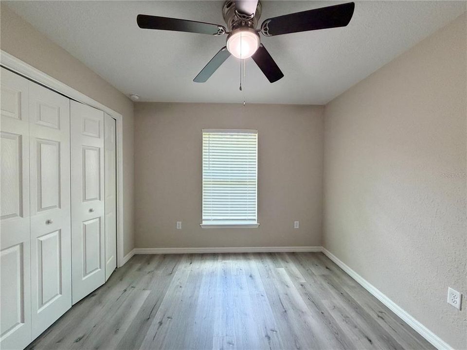 For Sale: $249,900 (3 beds, 2 baths, 1381 Square Feet)