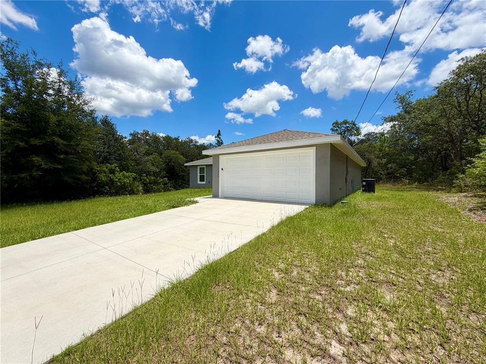 For Sale: $249,900 (3 beds, 2 baths, 1381 Square Feet)
