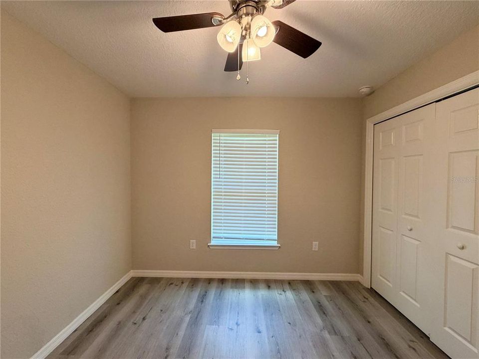 For Sale: $249,900 (3 beds, 2 baths, 1381 Square Feet)
