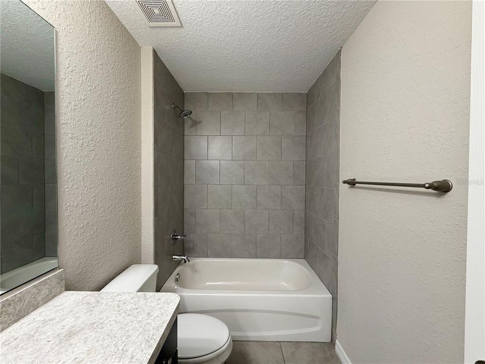 For Sale: $249,900 (3 beds, 2 baths, 1381 Square Feet)