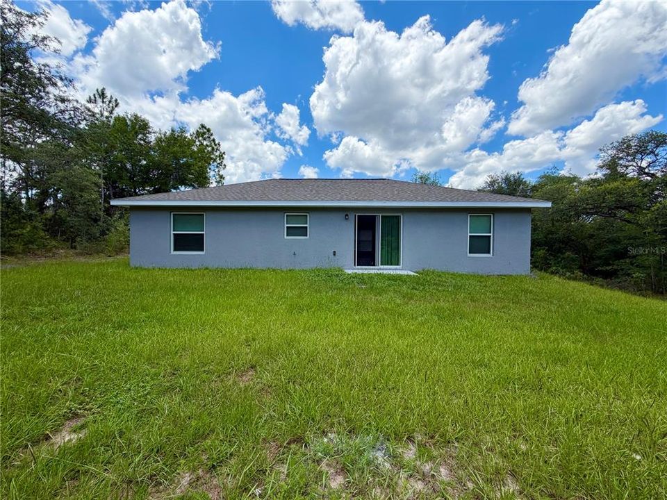 For Sale: $249,900 (3 beds, 2 baths, 1381 Square Feet)