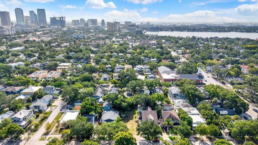 合同活跃: $950,000 (0.15 acres)