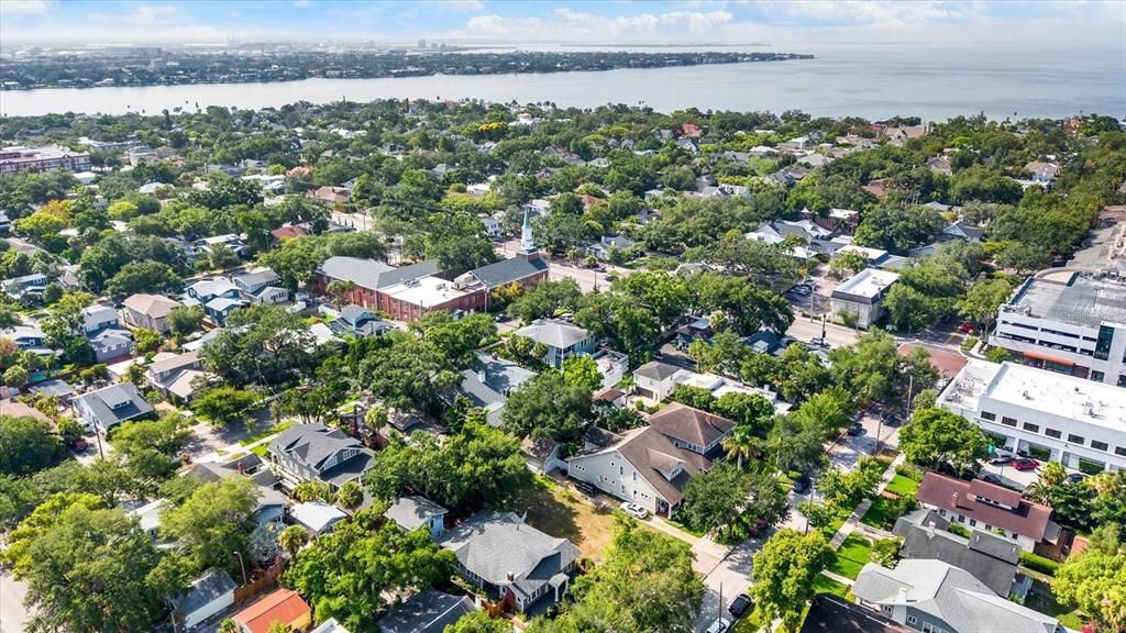 合同活跃: $950,000 (0.15 acres)