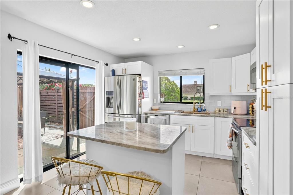 For Rent: $2,200 (2 beds, 2 baths, 1312 Square Feet)