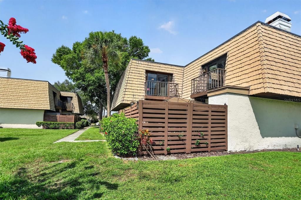 For Rent: $2,200 (2 beds, 2 baths, 1312 Square Feet)