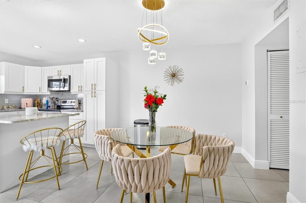 For Rent: $2,200 (2 beds, 2 baths, 1312 Square Feet)