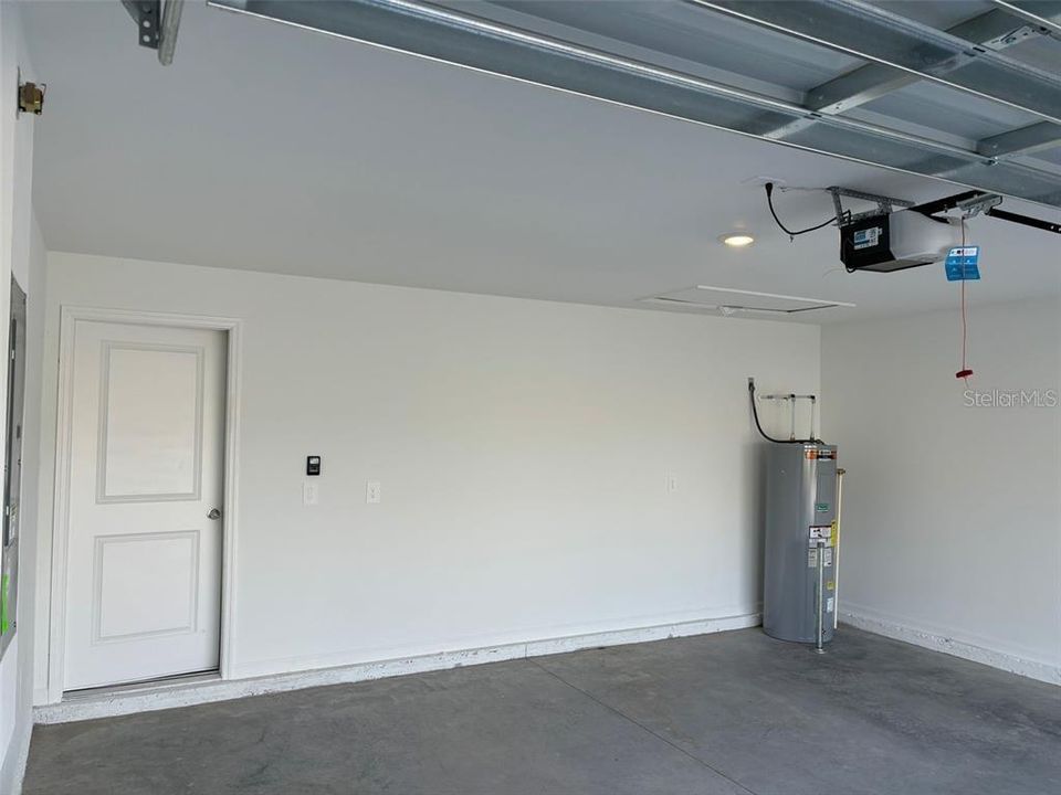 For Rent: $2,300 (3 beds, 2 baths, 1580 Square Feet)