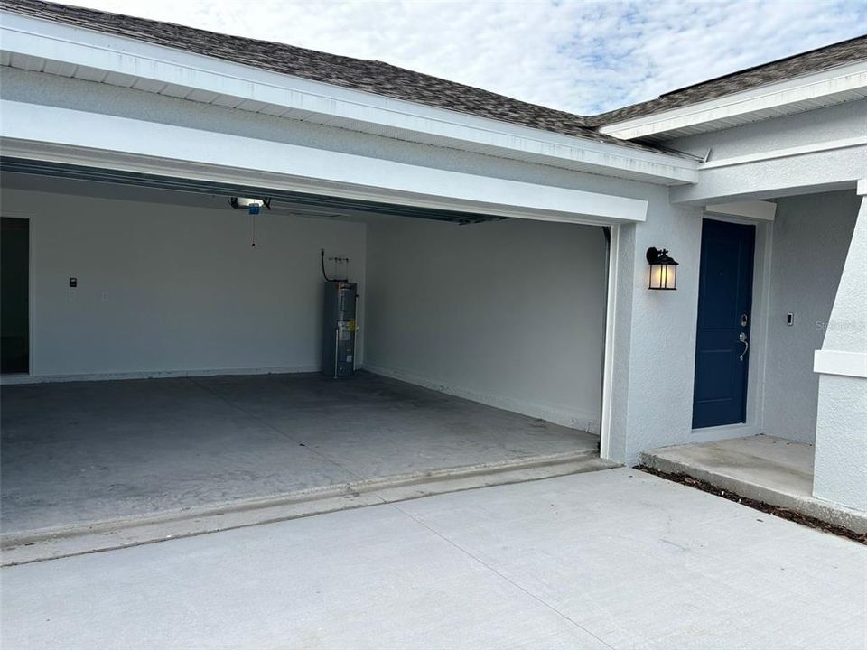 For Rent: $2,300 (3 beds, 2 baths, 1580 Square Feet)