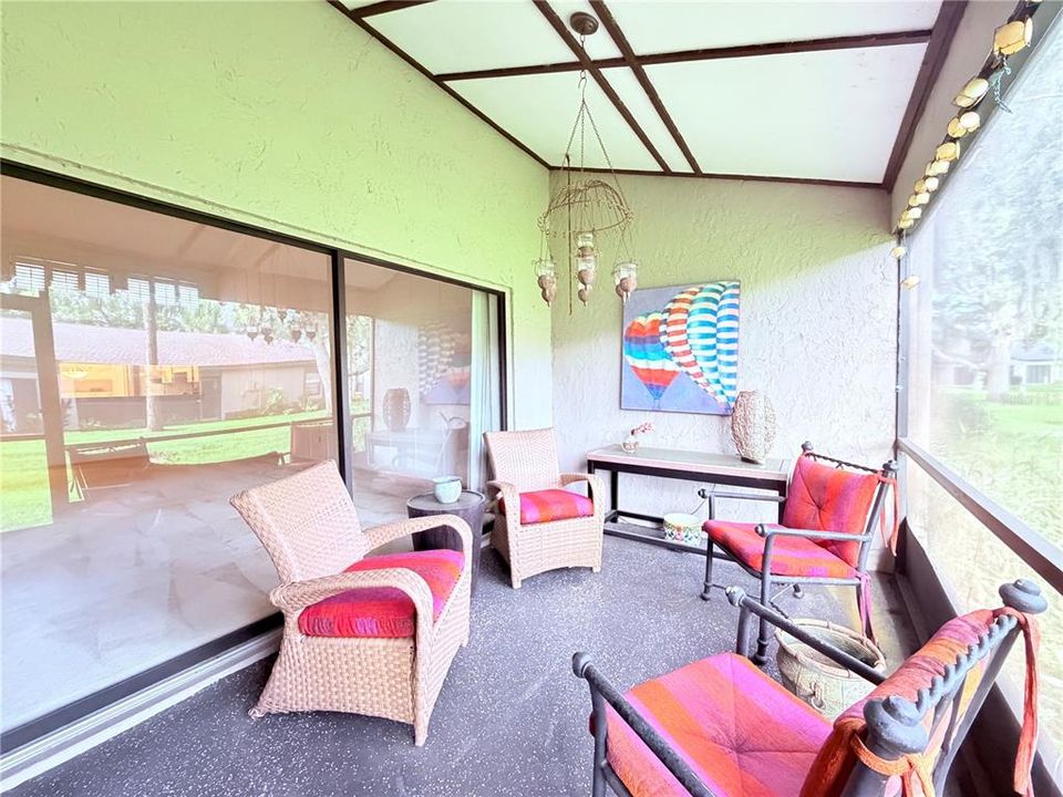 En Venta: $266,000 (2 camas, 2 baños, 1179 Pies cuadrados)
