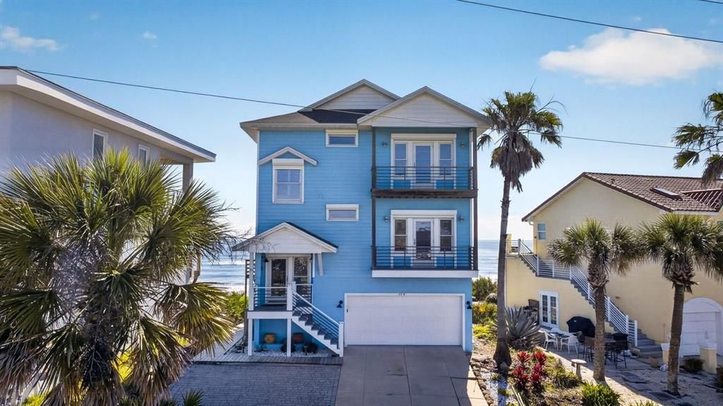 En Venta: $1,639,900 (4 camas, 4 baños, 2252 Pies cuadrados)