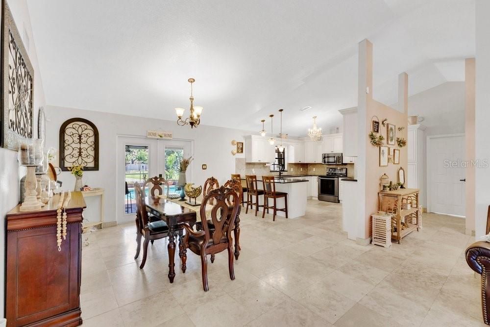 На продажу: $399,000 (3 спален, 2 ванн, 1620 Квадратных фут)
