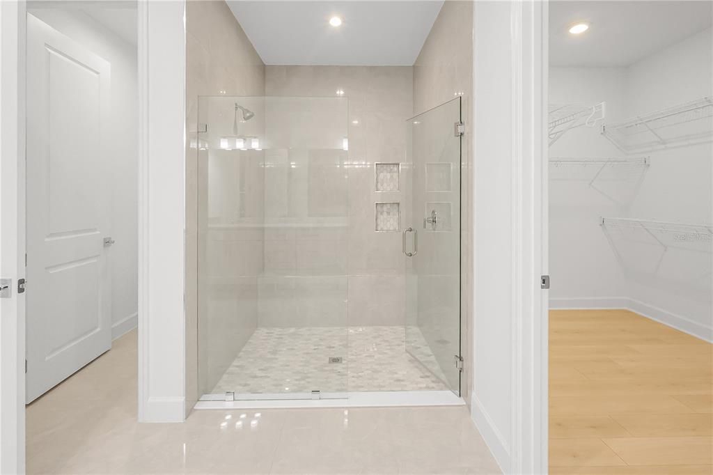 На продажу: $739,990 (3 спален, 3 ванн, 2776 Квадратных фут)