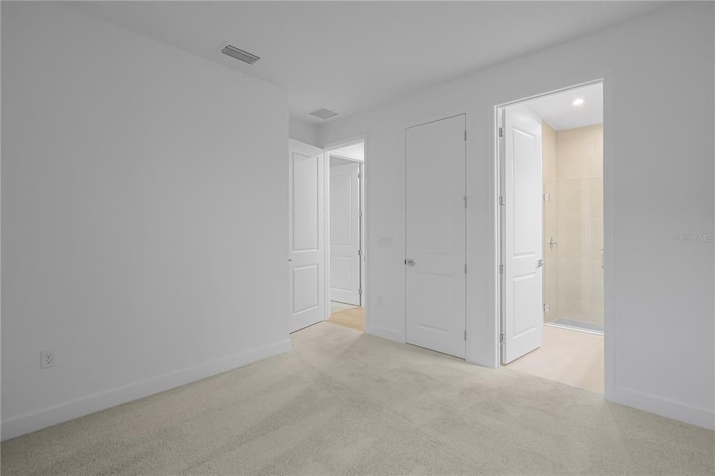 На продажу: $739,990 (3 спален, 3 ванн, 2776 Квадратных фут)