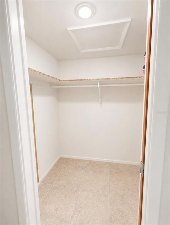 For Sale: $237,500 (2 beds, 2 baths, 1400 Square Feet)