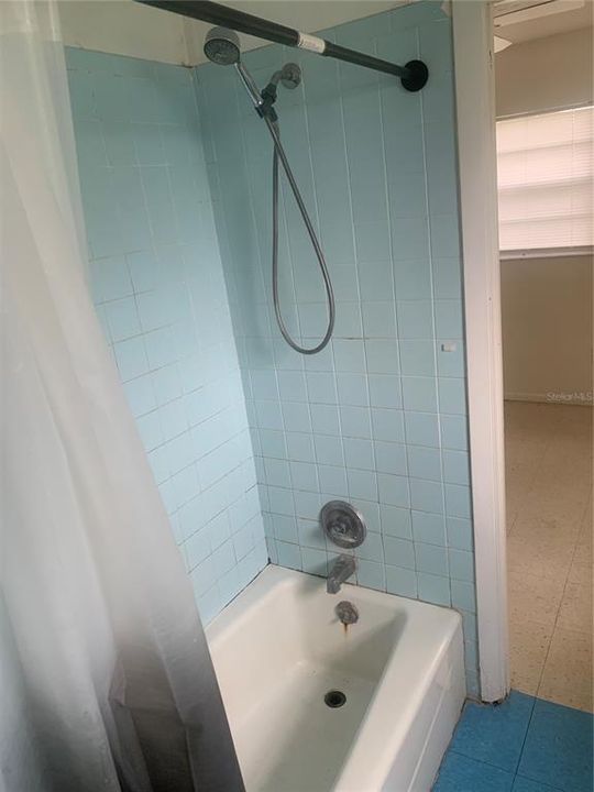 En Renta: $1,225 (2 camas, 1 baños, 1460 Pies cuadrados)