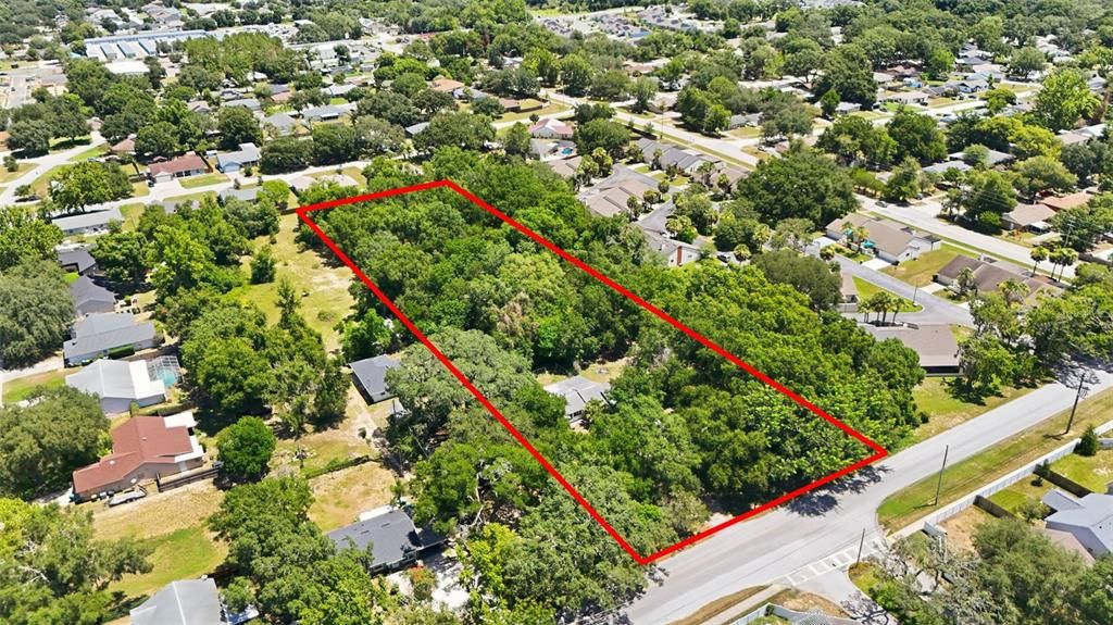 En Venta: $599,000 (2.50 acres)