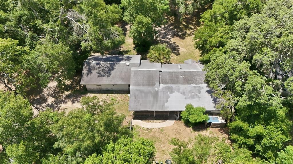 En Venta: $599,000 (2.50 acres)