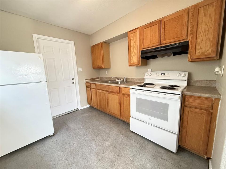 En Renta: $900 (2 camas, 1 baños, 588 Pies cuadrados)